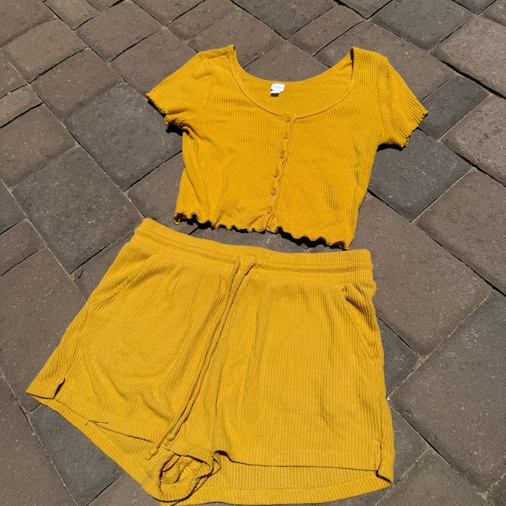 Colsie Yellow Sleepwear Camisole with Airy Design